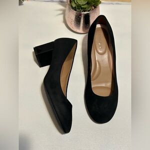 Black Block Heel Women's Pumps - Unbranded